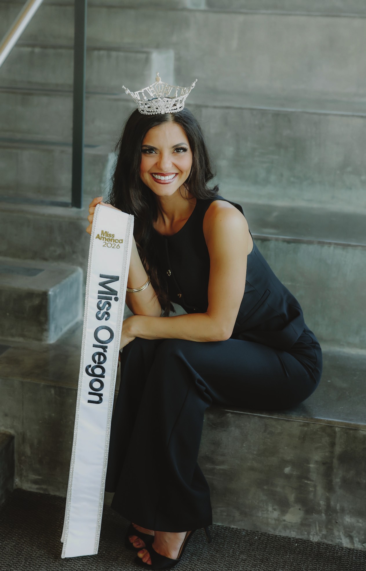 Allyssa Defillipo with the Miss Oregon 2026 crown and sash