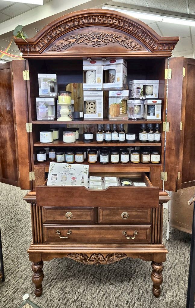 Vintage and antiques