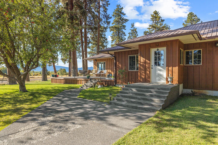 32486 Modoc Point Road Chiloquin OR 97624 photo