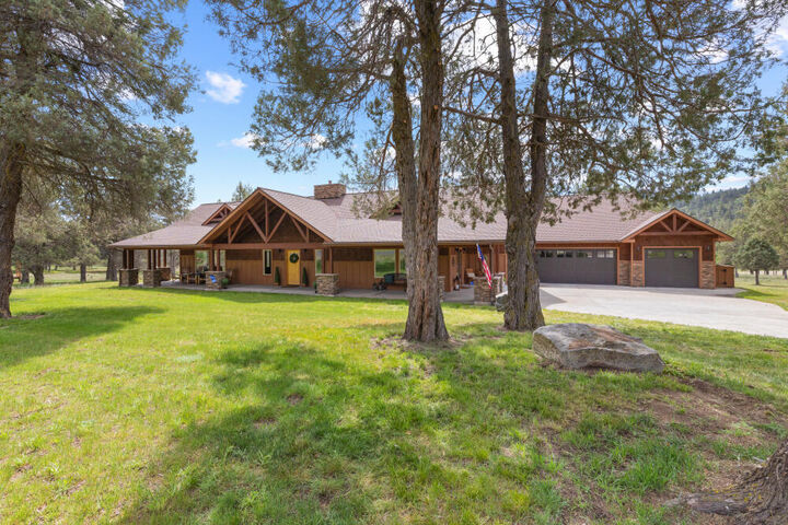 1164 Paper Birch Way Klamath Falls OR 97601 photo