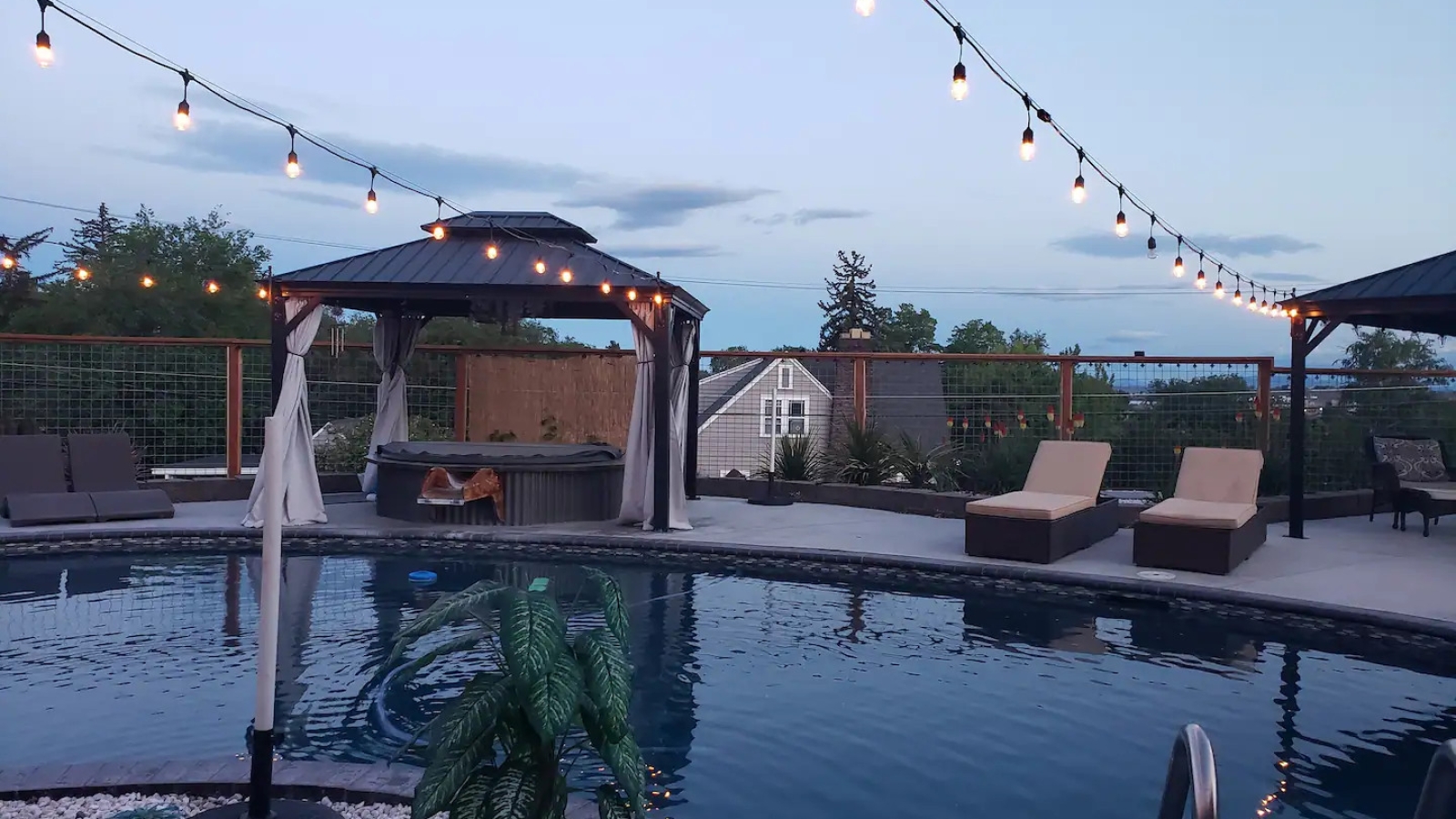 Casa Del Moro Klamath Falls Oregon Pool